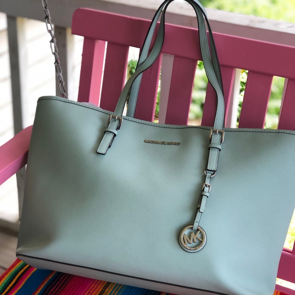 Micheal Kors tote